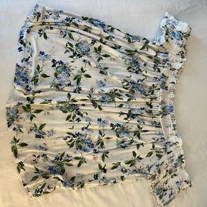 American Eagle Outfitters Floral Off-Shoulder Blouse - White and Blue